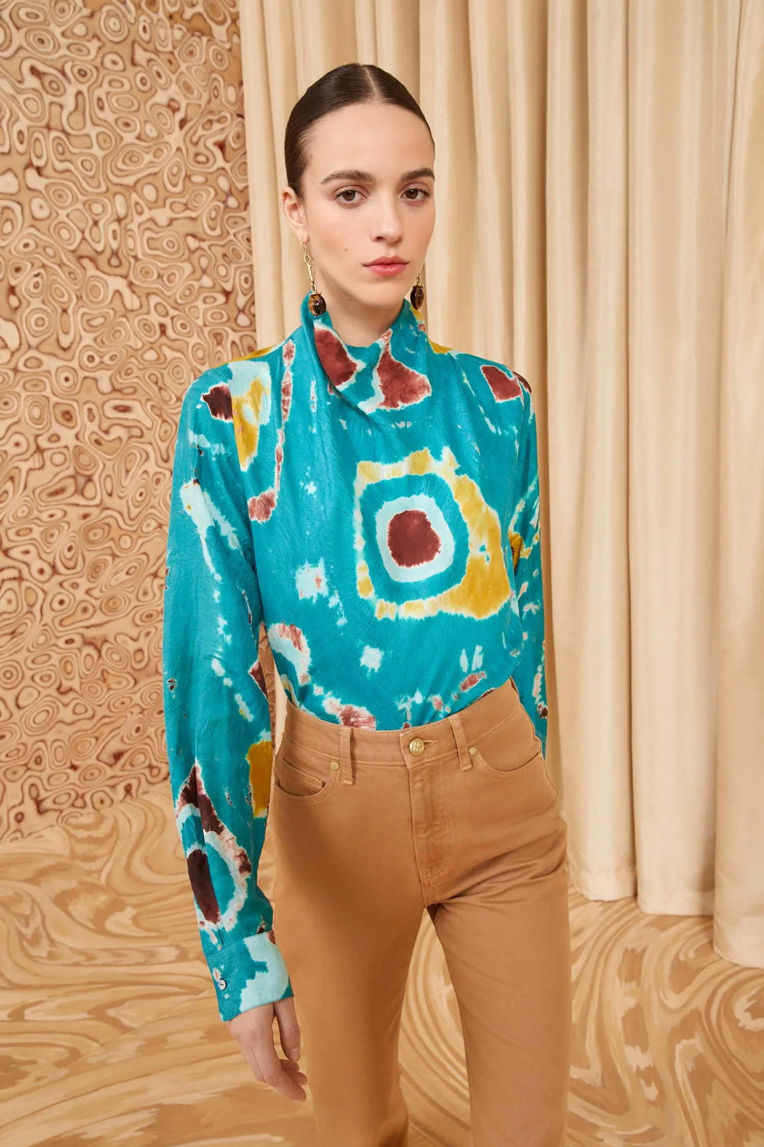 albia_blouse_0.webp Albia Blouse<Ulla Johnson Shop