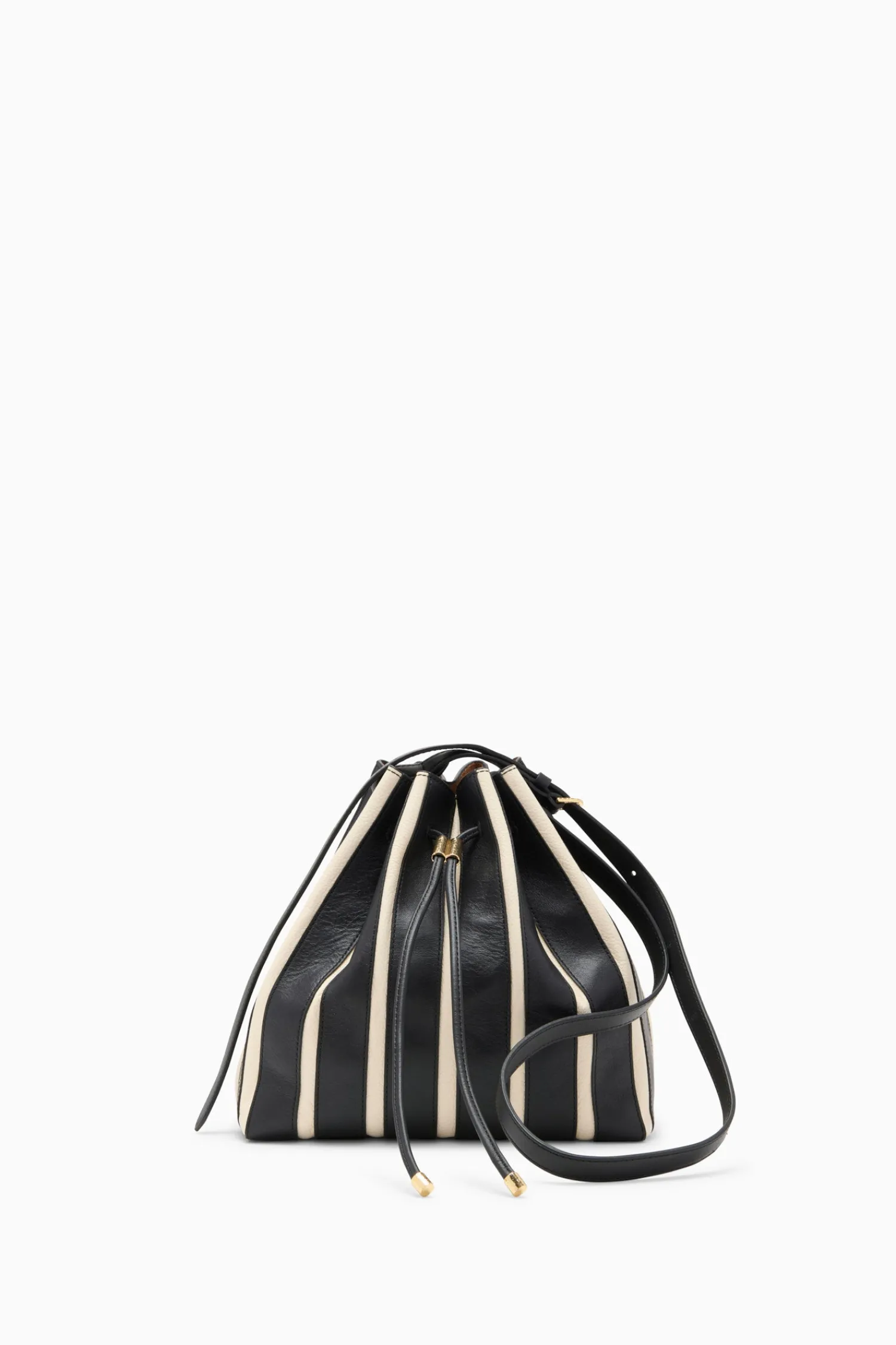 alma_everyday_bucket_0-1.webp Alma Everyday Bucket<Ulla Johnson Flash Sale
