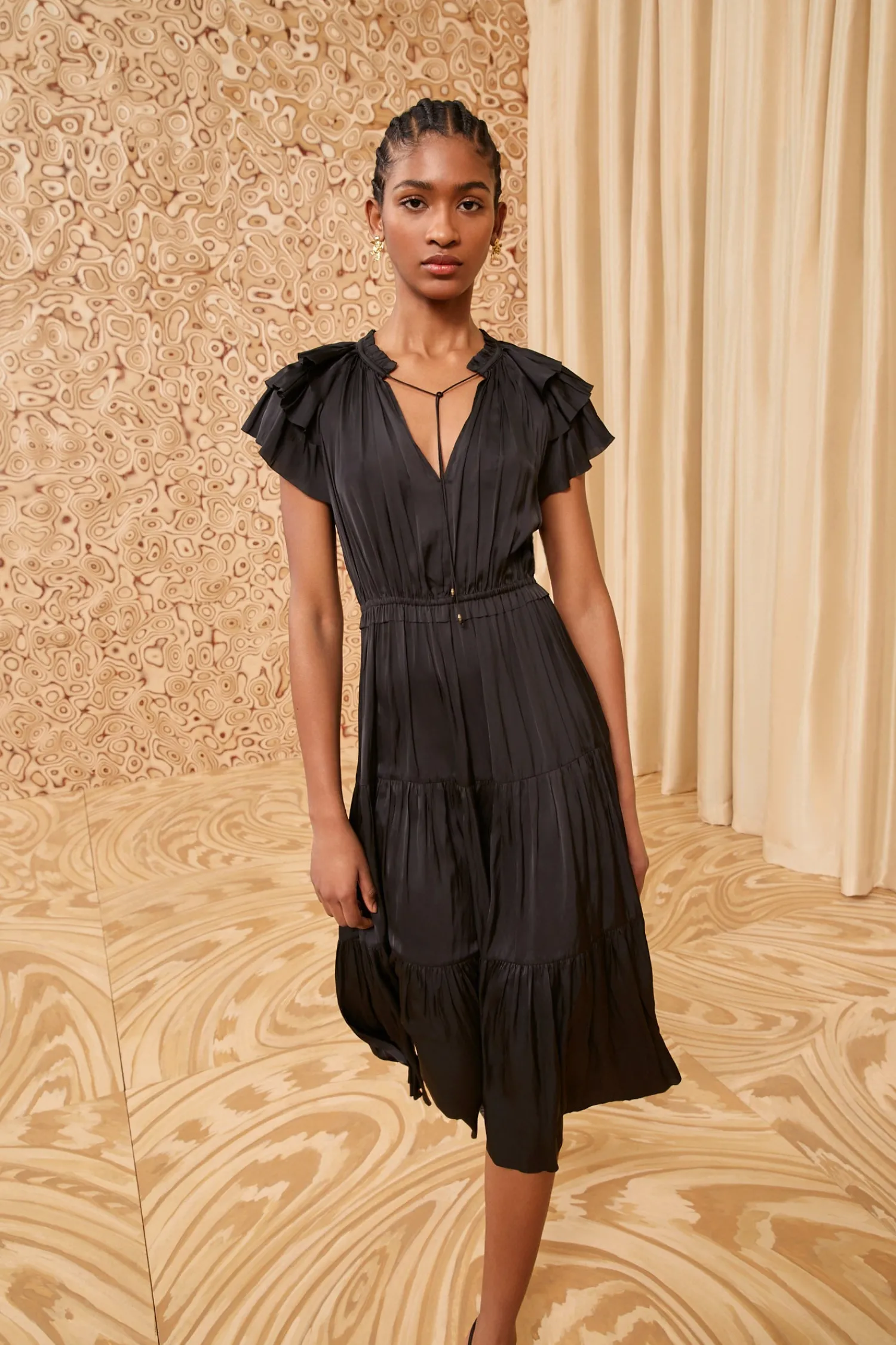 blaire_dress_2.webp Blaire Dress<Ulla Johnson New