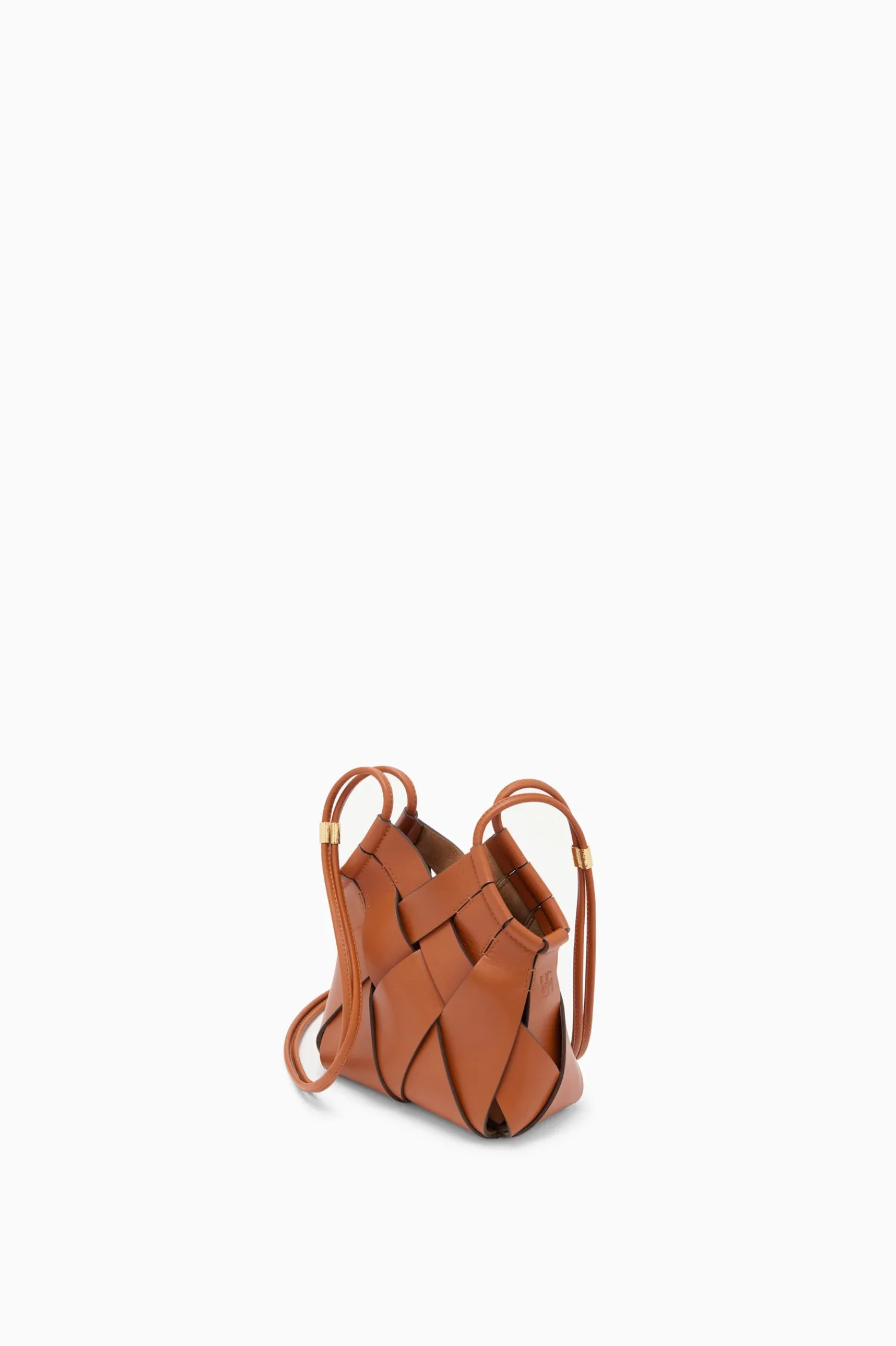 charlotte_woven_crossbody_1-2.webp Charlotte Woven Crossbody<Ulla Johnson Hot