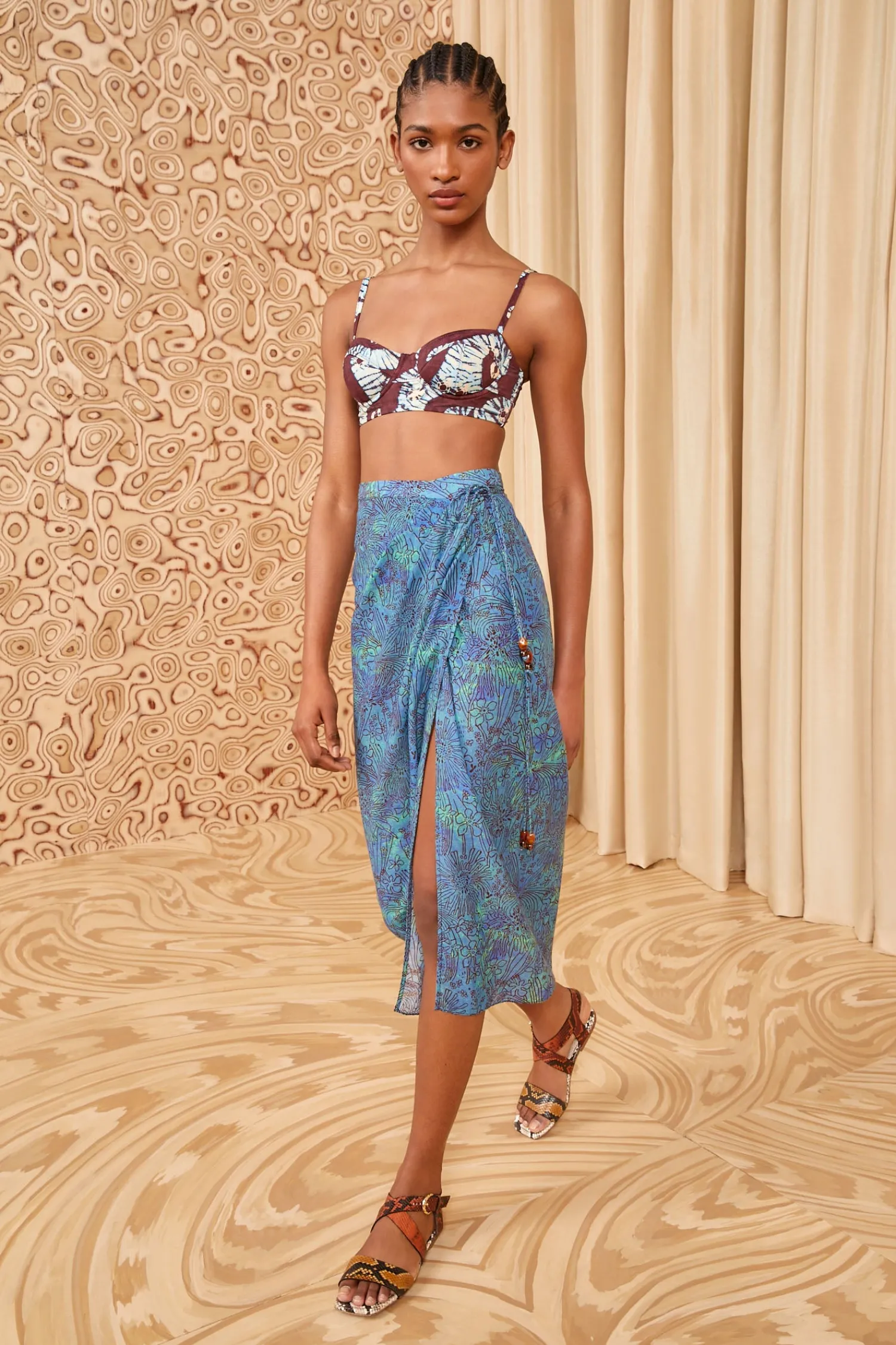 freya_coverup_0-1.webp Freya Coverup<Ulla Johnson Flash Sale