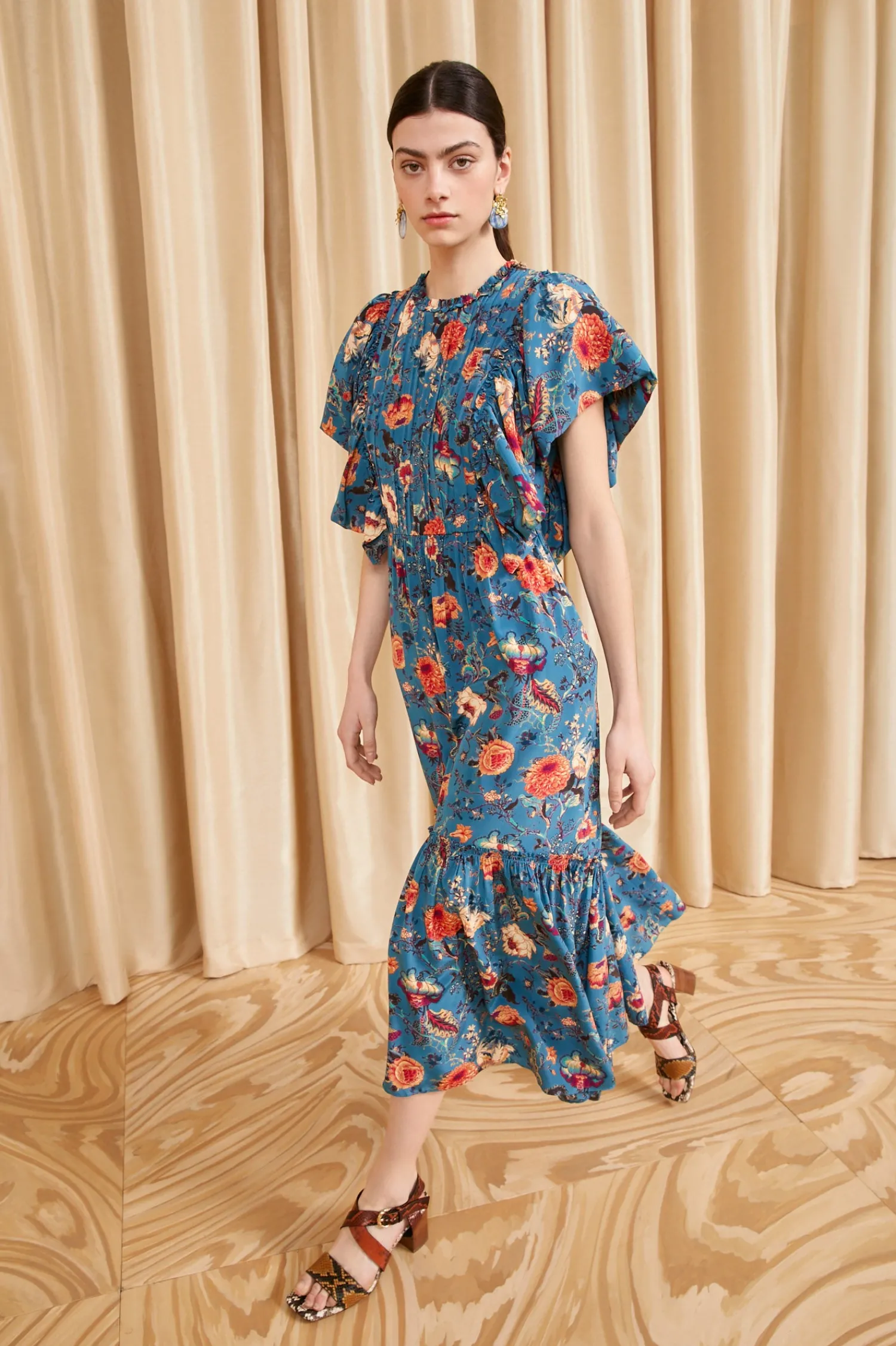 ilaria_dress_2.webp Ilaria Dress<Ulla Johnson Cheap