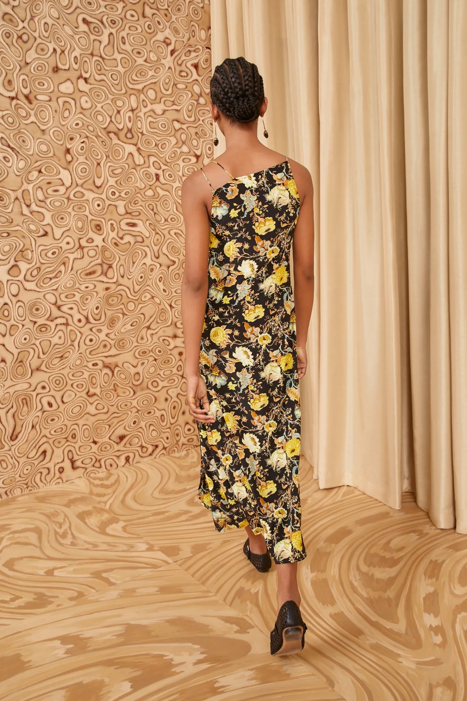 isla_dress_3.webp Isla Dress<Ulla Johnson Clearance