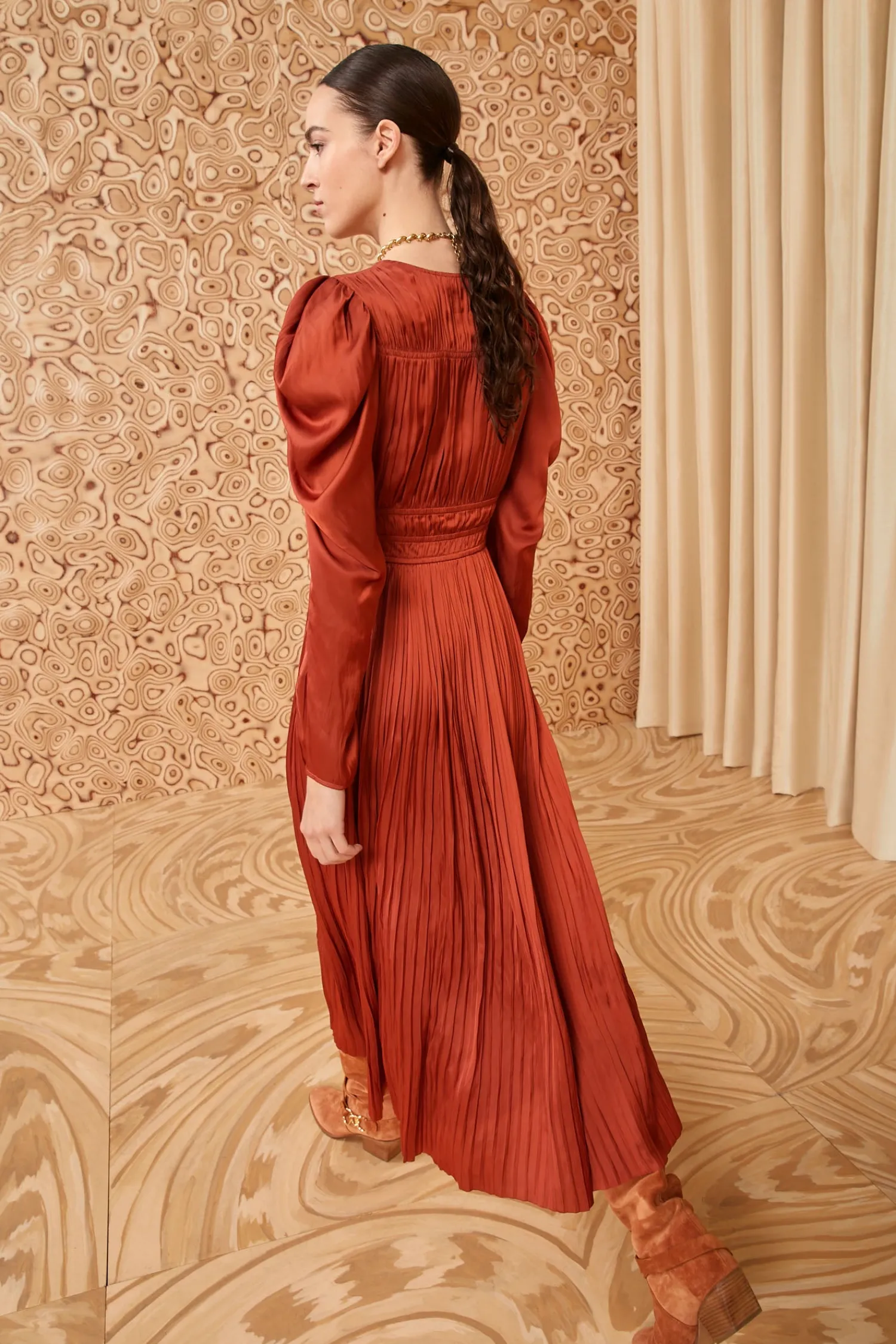 lelou_dress_3.webp Lelou Dress<Ulla Johnson Hot