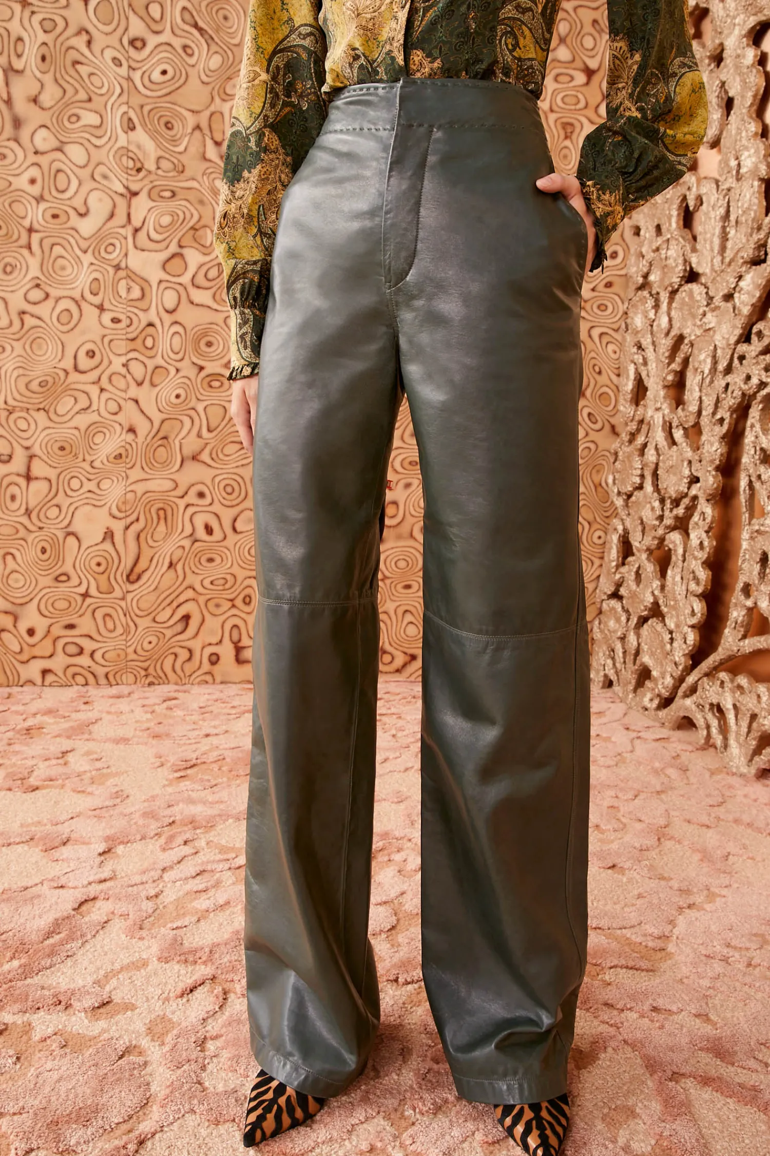 lotti_pant_1-1.webp Lotti Pant<Ulla Johnson Fashion