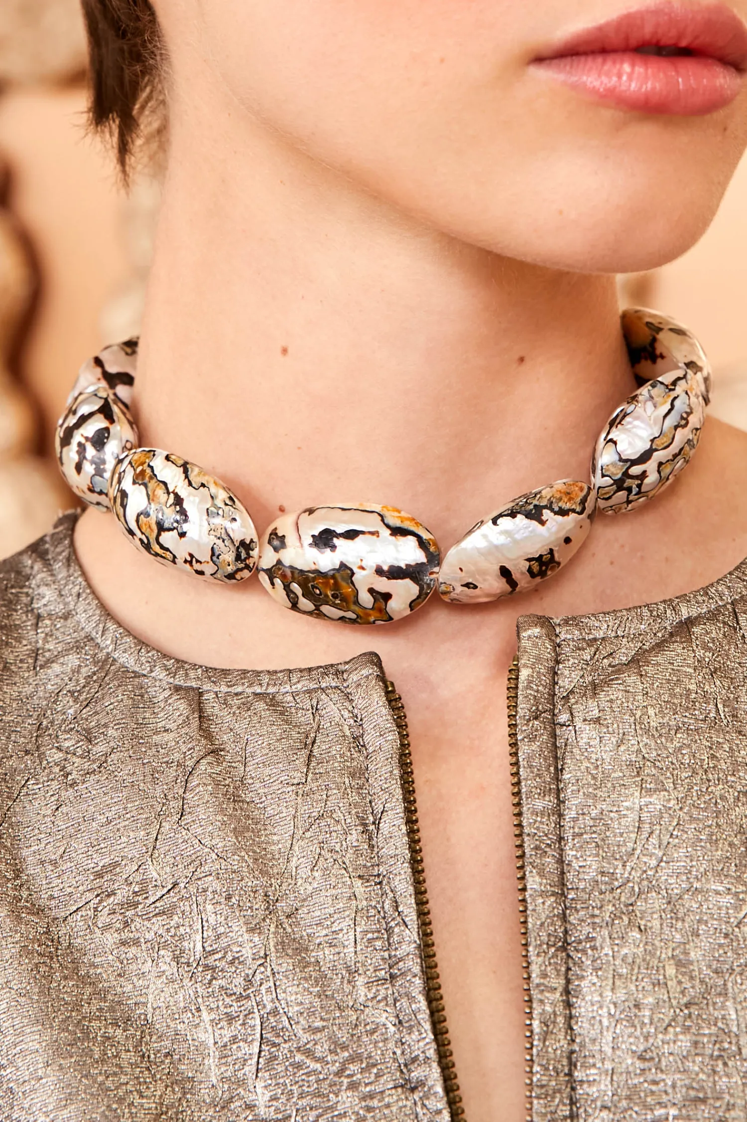 silayah_choker_1.webp Silayah Choker<Ulla Johnson Fashion